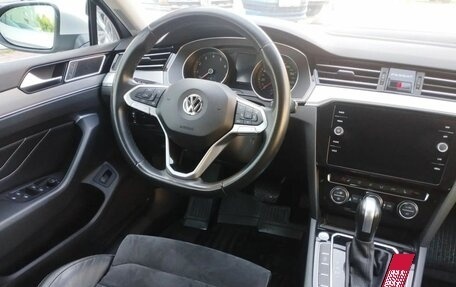 Volkswagen Passat B8 рестайлинг, 2020 год, 2 359 000 рублей, 18 фотография