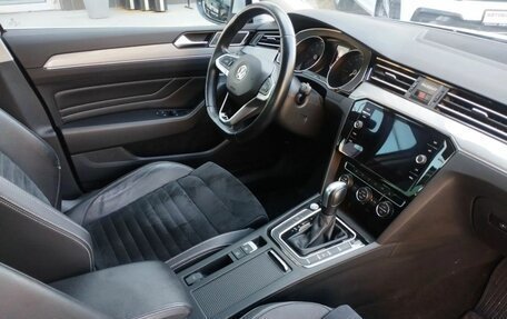 Volkswagen Passat B8 рестайлинг, 2020 год, 2 359 000 рублей, 22 фотография