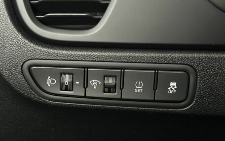 KIA Rio IV, 2021 год, 1 800 000 рублей, 19 фотография