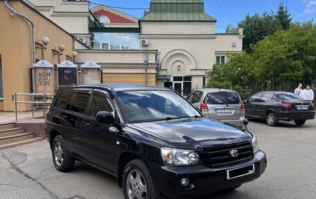Toyota Kluger I, 2005 год, 1 250 000 рублей, 4 фотография