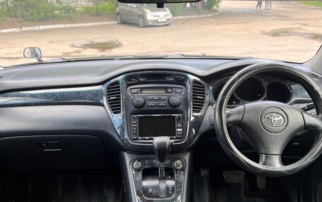 Toyota Kluger I, 2005 год, 1 250 000 рублей, 12 фотография