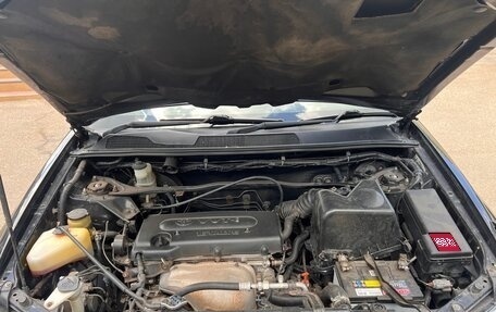Toyota Kluger I, 2005 год, 1 250 000 рублей, 14 фотография