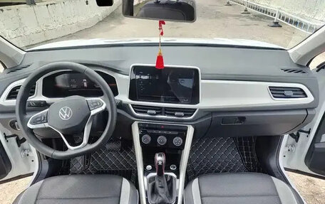 Volkswagen T-Roc I, 2025 год, 2 000 000 рублей, 8 фотография