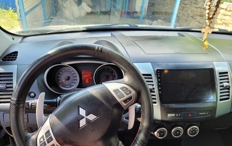 Mitsubishi Outlander III рестайлинг 3, 2007 год, 1 200 000 рублей, 5 фотография