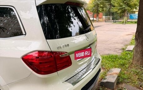 Mercedes-Benz GL-Класс, 2015 год, 4 680 000 рублей, 8 фотография