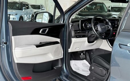KIA Carnival, 2022 год, 2 890 000 рублей, 13 фотография