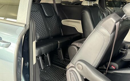 KIA Carnival, 2022 год, 2 890 000 рублей, 21 фотография