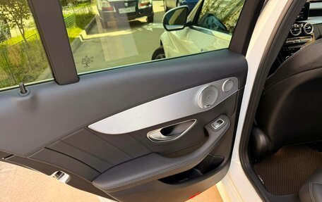 Mercedes-Benz C-Класс, 2017 год, 2 257 000 рублей, 21 фотография