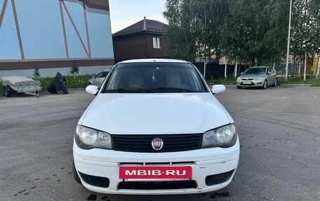 Fiat Albea I рестайлинг, 2011 год, 255 000 рублей, 2 фотография