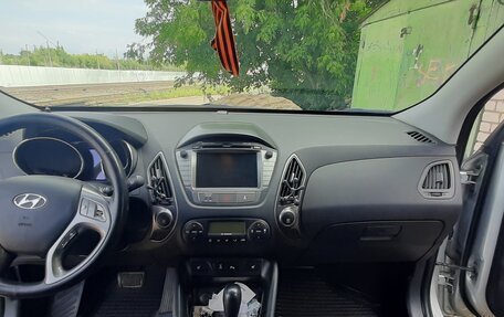 Hyundai ix35 I рестайлинг, 2013 год, 1 650 000 рублей, 12 фотография