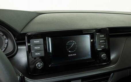 Skoda Rapid II, 2021 год, 1 648 000 рублей, 10 фотография