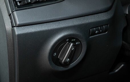 Skoda Rapid II, 2021 год, 1 648 000 рублей, 14 фотография