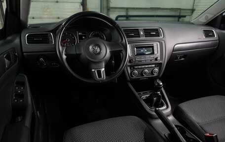 Volkswagen Jetta VI, 2014 год, 1 378 000 рублей, 6 фотография