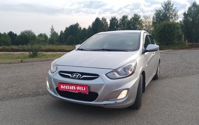 Hyundai Solaris II рестайлинг, 2011 год, 730 000 рублей, 1 фотография