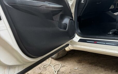 Honda Fit III, 2013 год, 920 000 рублей, 24 фотография