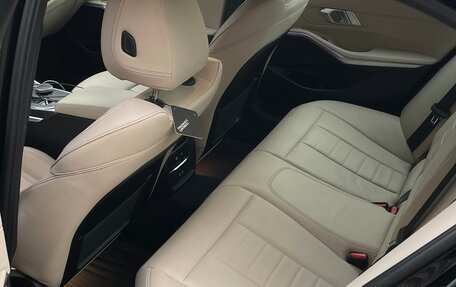 BMW 3 серия, 2021 год, 4 200 000 рублей, 14 фотография