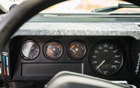 Land Rover Defender I, 2002 год, 1 700 000 рублей, 16 фотография