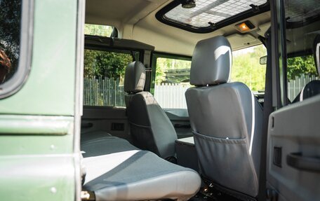 Land Rover Defender I, 2002 год, 1 700 000 рублей, 14 фотография