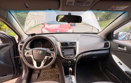 Hyundai Solaris II рестайлинг, 2011 год, 530 000 рублей, 5 фотография