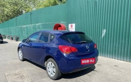 Opel Astra J, 2011 год, 850 000 рублей, 6 фотография