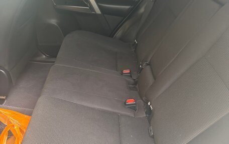 Toyota RAV4, 2018 год, 2 450 000 рублей, 11 фотография