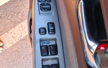 Toyota Prius, 2003 год, 300 000 рублей, 7 фотография