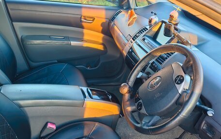 Toyota Prius, 2003 год, 300 000 рублей, 8 фотография