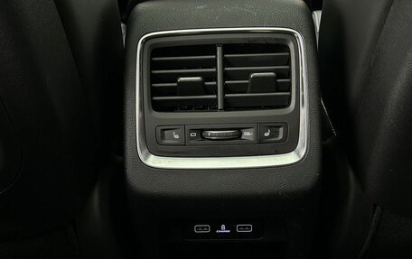 Geely Atlas, 2023 год, 2 320 000 рублей, 18 фотография