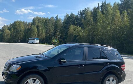 Mercedes-Benz M-Класс, 2005 год, 900 000 рублей, 3 фотография