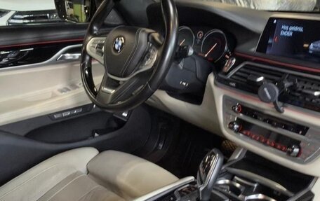 BMW 7 серия, 2016 год, 5 000 000 рублей, 16 фотография