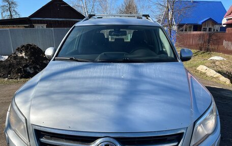 Volkswagen Tiguan I, 2010 год, 1 100 000 рублей, 2 фотография