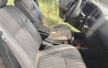 Nissan Primera II рестайлинг, 1997 год, 100 000 рублей, 6 фотография