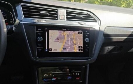 Volkswagen Tiguan II, 2023 год, 2 940 000 рублей, 4 фотография
