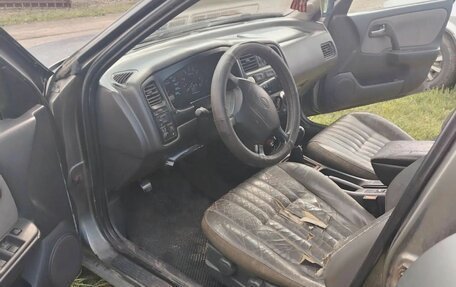 Nissan Primera II рестайлинг, 1997 год, 100 000 рублей, 14 фотография