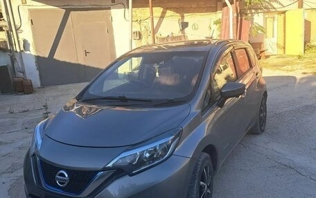 Nissan Note II рестайлинг, 2018 год, 1 100 000 рублей, 1 фотография