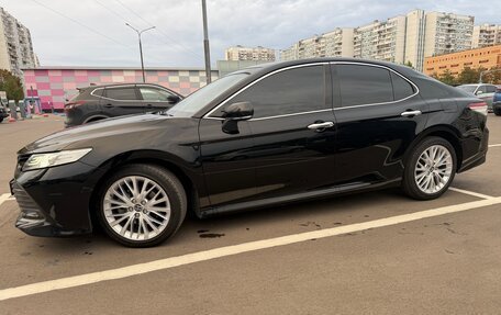 Toyota Camry, 2019 год, 3 000 000 рублей, 3 фотография