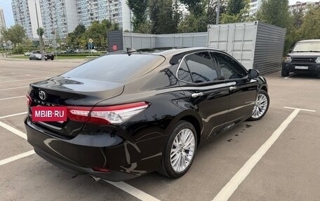 Toyota Camry, 2019 год, 3 000 000 рублей, 6 фотография