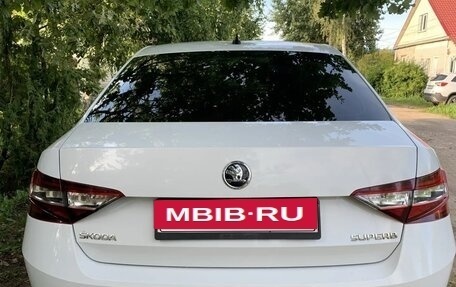 Skoda Superb III рестайлинг, 2015 год, 1 600 000 рублей, 2 фотография