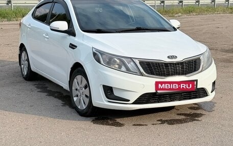 KIA Rio III рестайлинг, 2012 год, 590 000 рублей, 3 фотография