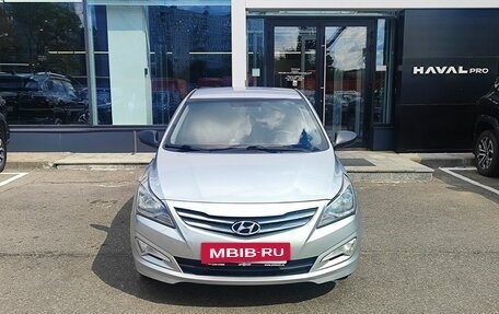 Hyundai Solaris II рестайлинг, 2015 год, 899 000 рублей, 2 фотография