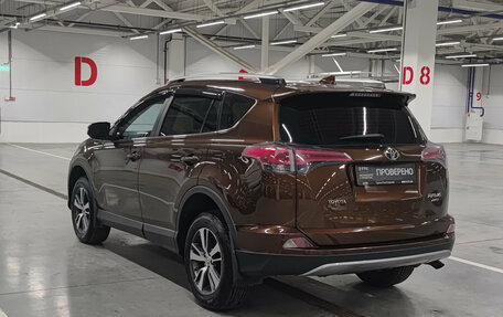 Toyota RAV4, 2017 год, 2 280 000 рублей, 8 фотография
