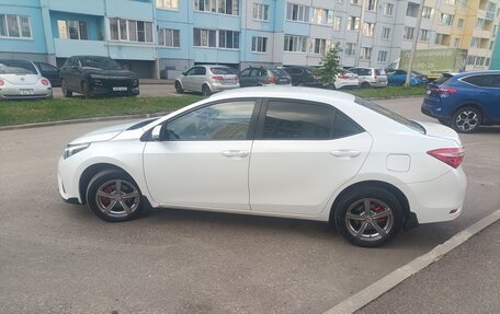 Toyota Corolla, 2013 год, 1 140 000 рублей, 5 фотография