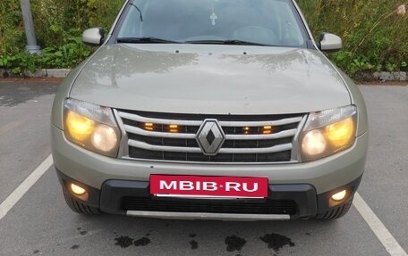 Renault Duster I рестайлинг, 2015 год, 850 000 рублей, 2 фотография