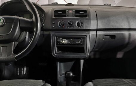 Skoda Fabia II, 2012 год, 595 000 рублей, 14 фотография