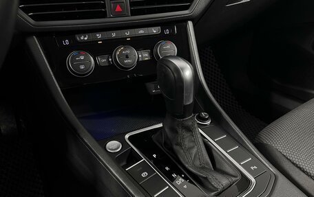 Volkswagen Jetta VII, 2020 год, 1 895 200 рублей, 18 фотография
