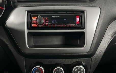 KIA Rio III рестайлинг, 2015 год, 785 200 рублей, 16 фотография