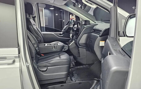 Hyundai Staria, 2025 год, 4 850 111 рублей, 18 фотография