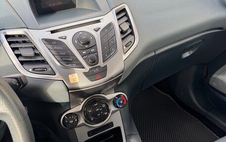 Ford Fiesta, 2010 год, 450 000 рублей, 5 фотография