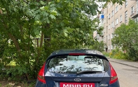 Ford Fiesta, 2010 год, 450 000 рублей, 3 фотография