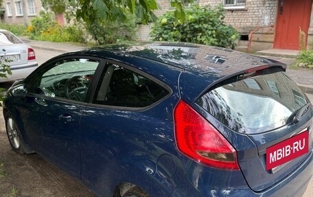 Ford Fiesta, 2010 год, 450 000 рублей, 2 фотография